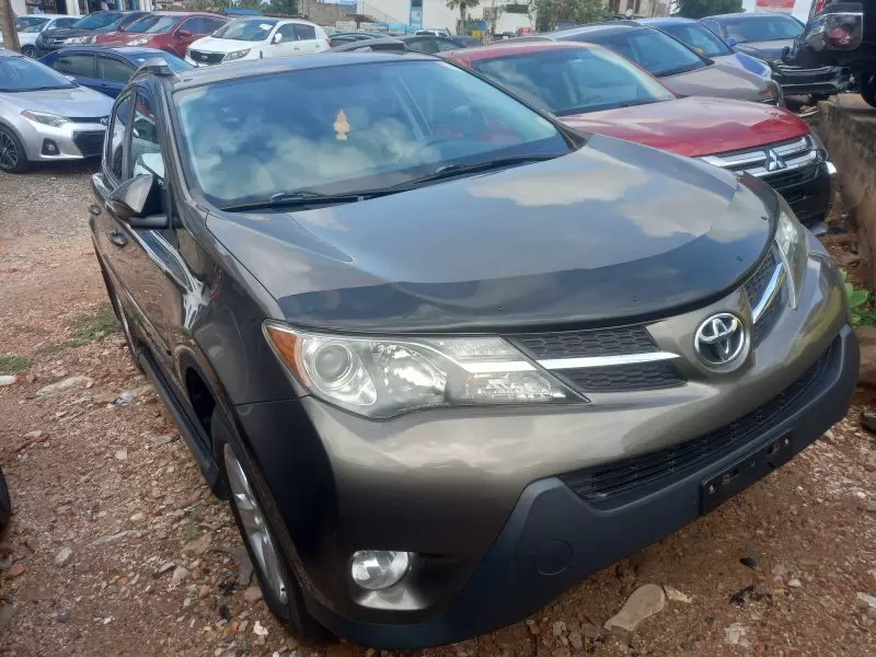 Toyota RAV 4   - 2014