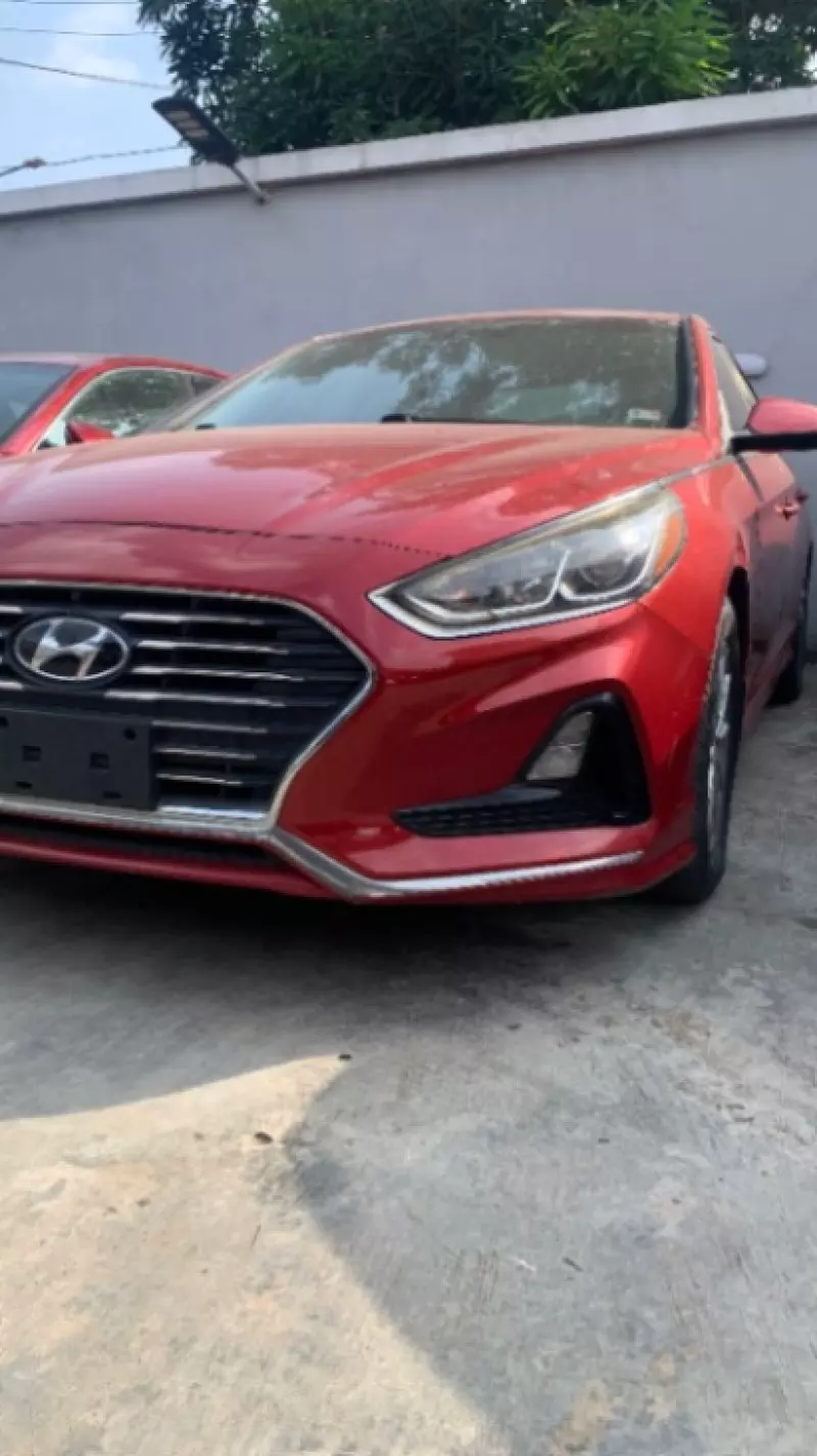 Hyundai Sonata   - 2018