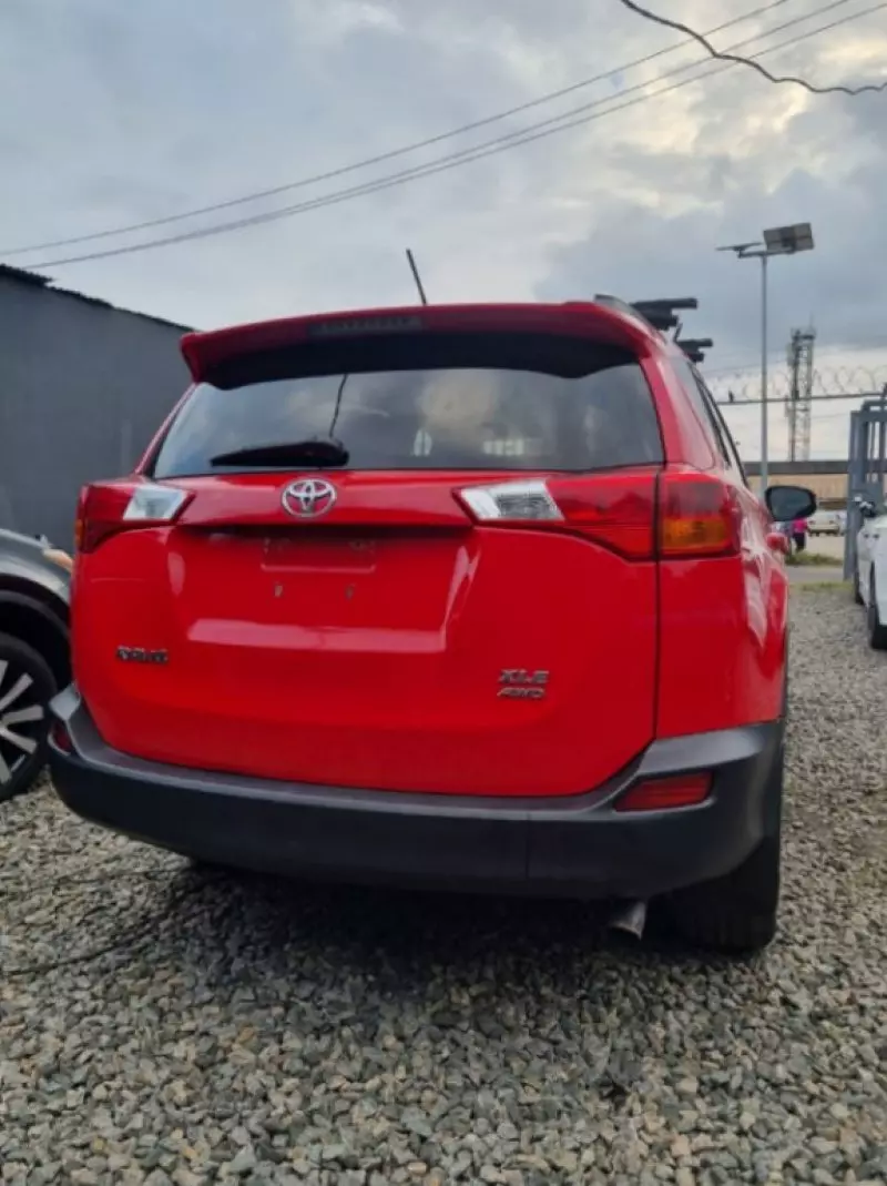 TOYOTA RAV4   - 2015