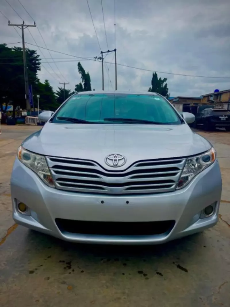 Toyota Venza   - 2013