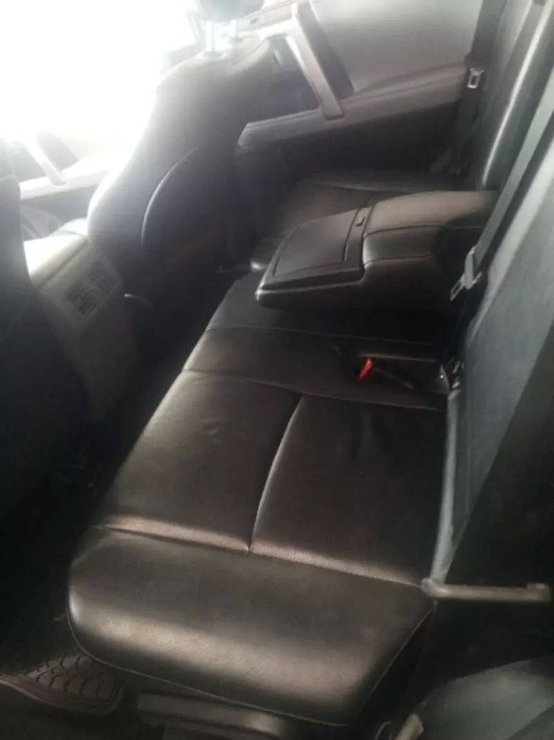Toyota 4Runner   - 2012