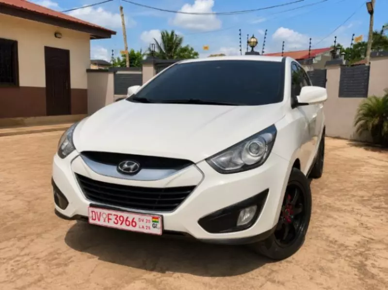 Hyundai Tucson   - 2015