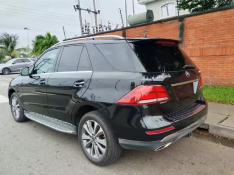Mercedes-Benz GLE 350 - 2015