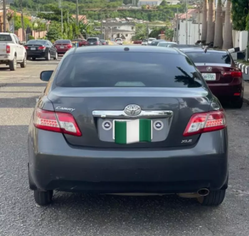 TOYOTA Camry   - 2011
