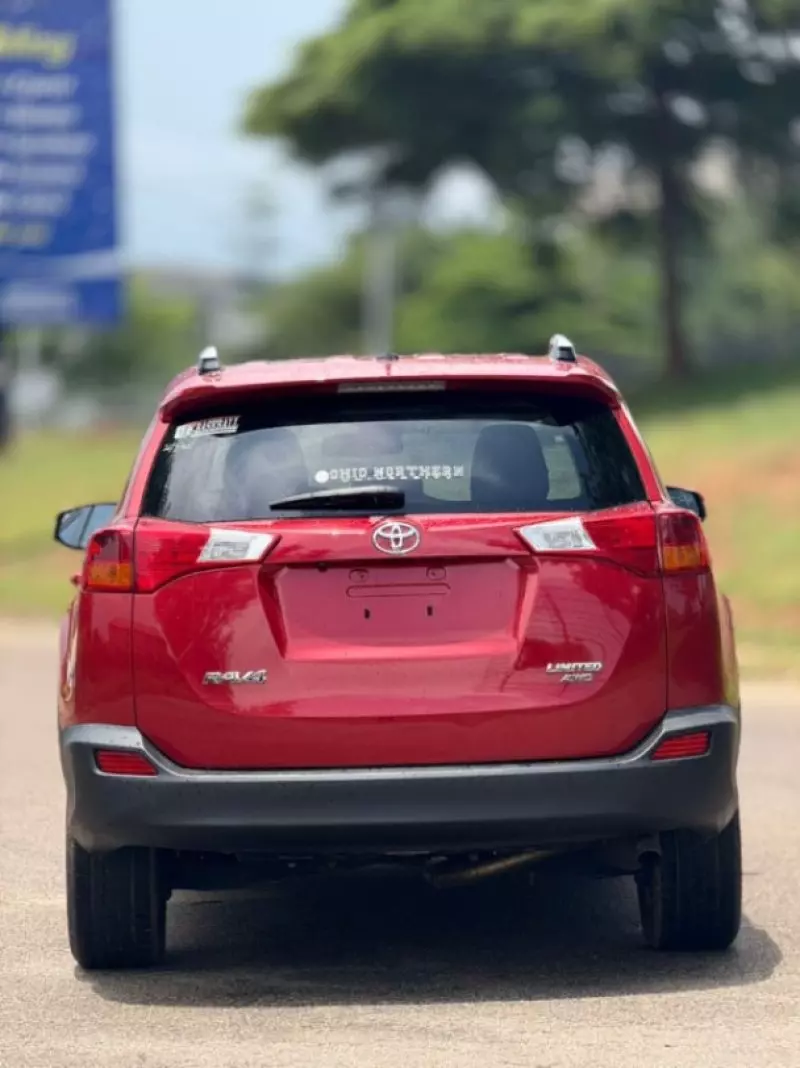 Toyota RAV 4   - 2014