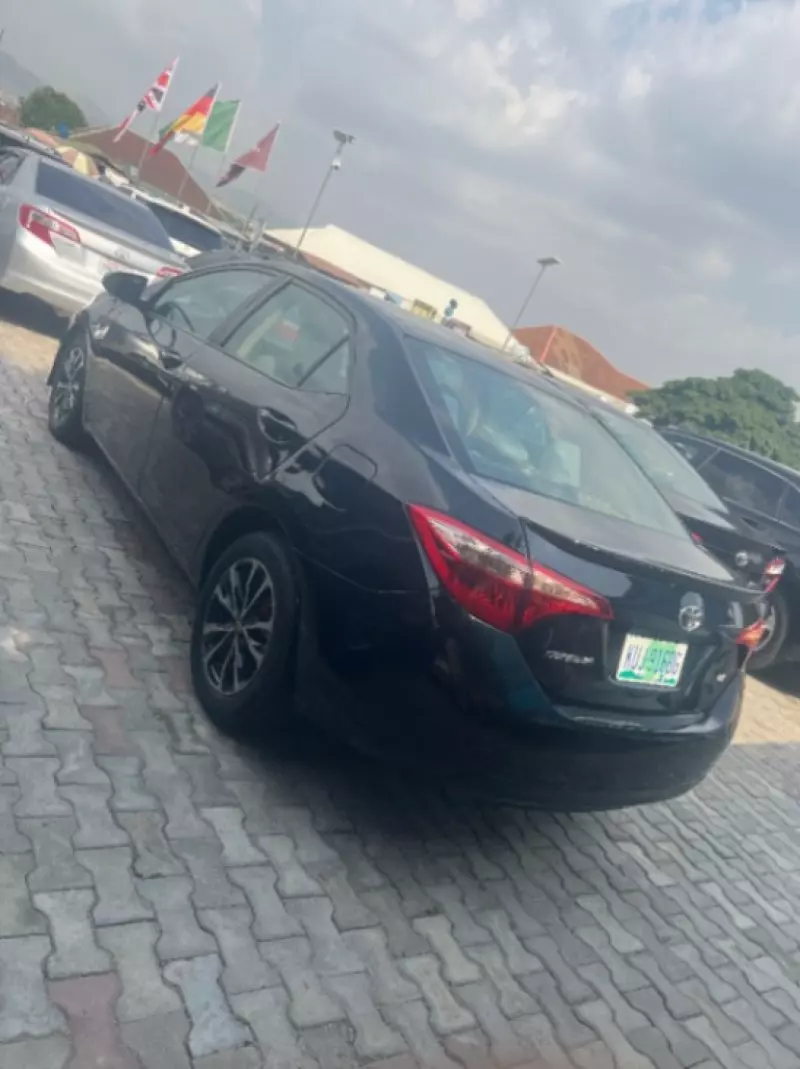 Toyota Corolla   - 2017
