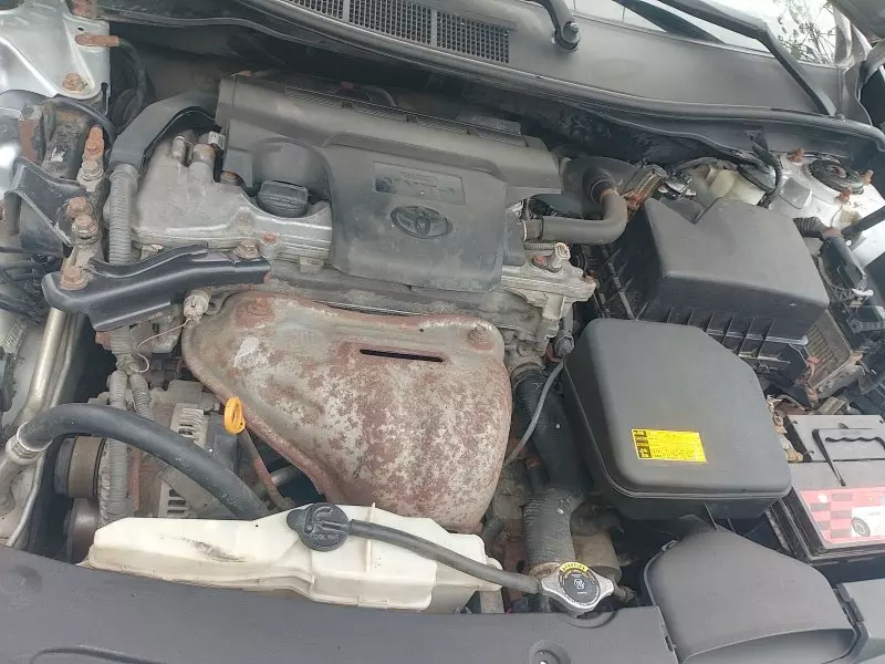 Toyota Camry   - 2012