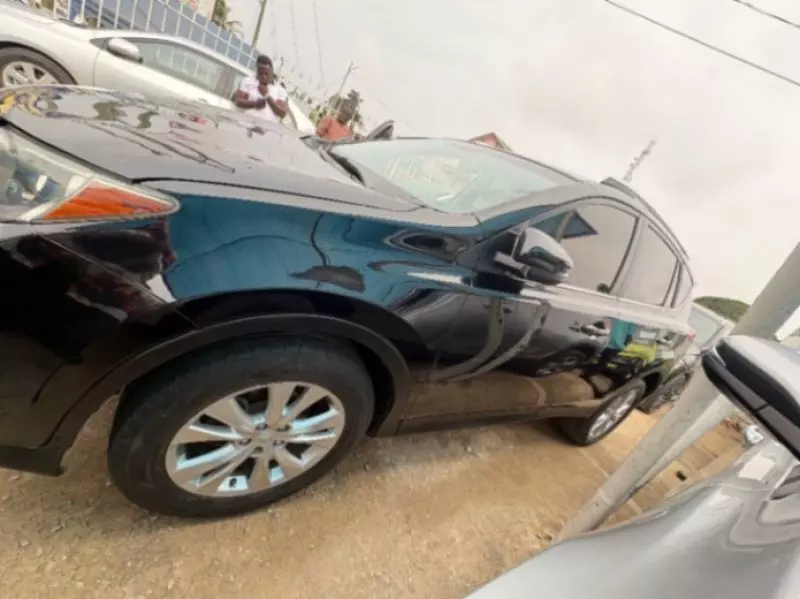 TOYOTA RAV 4   - 2015