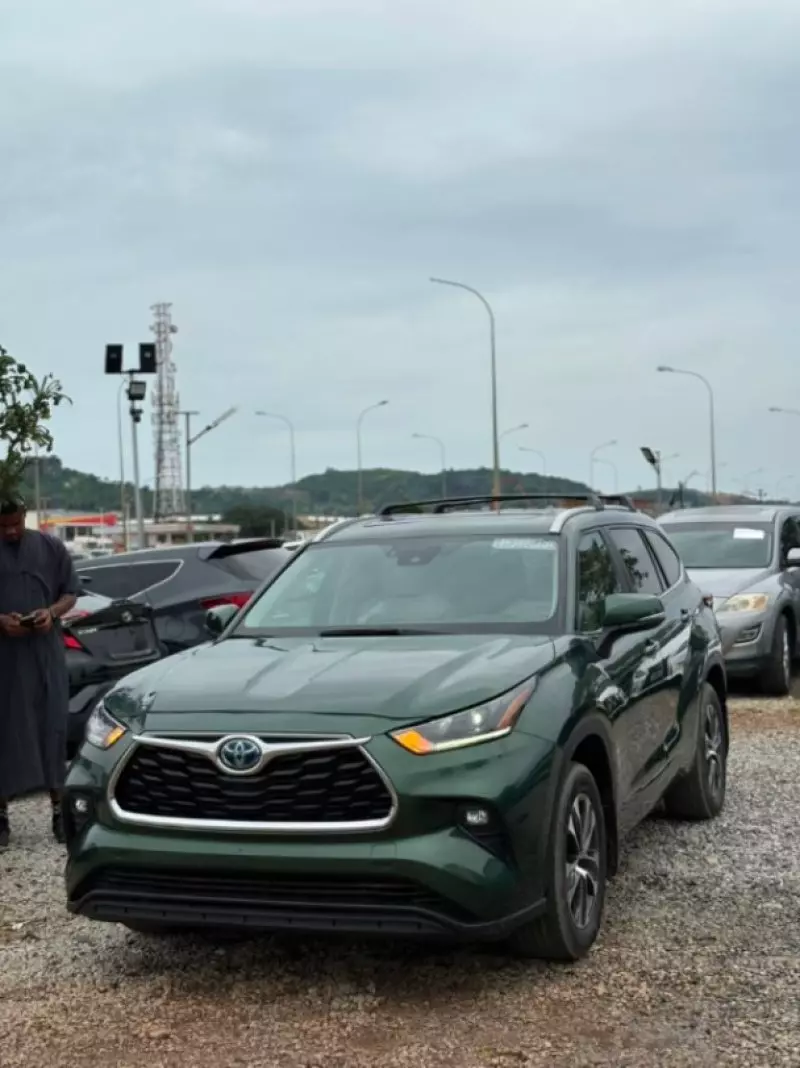 TOYOTA Highlander   - 2024