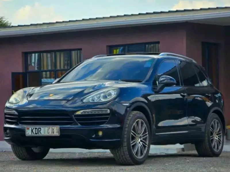 PORSCHE Cayenne   - 2013
