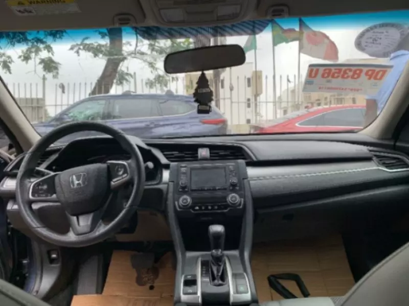 Honda Civic   - 2017