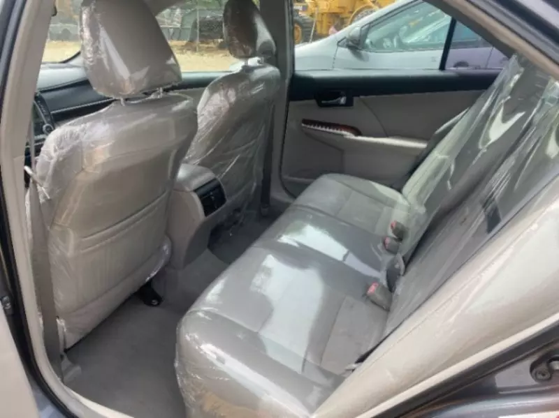 Toyota Camry   - 2012