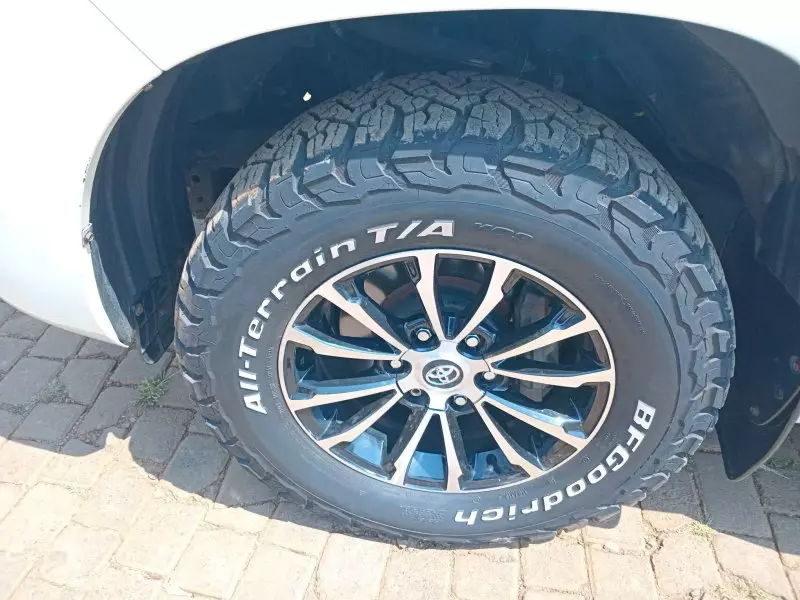 TOYOTA Land Cruiser - 2018