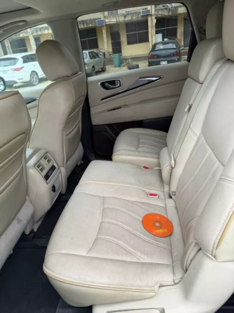 Infiniti QX60   - 2015