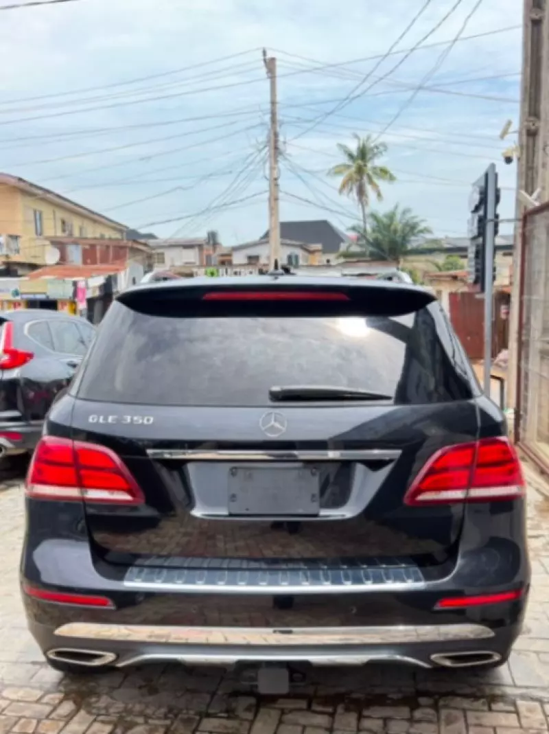 Mercedes-Benz GLE 350   - 2016