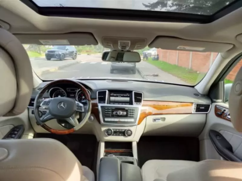 Mercedes-Benz GL 550   - 2016