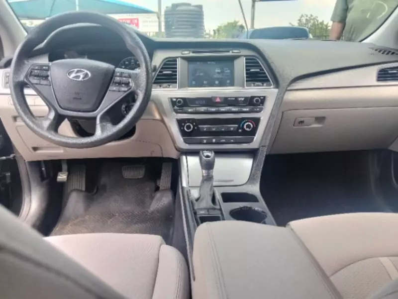 Hyundai Sonata   - 2017