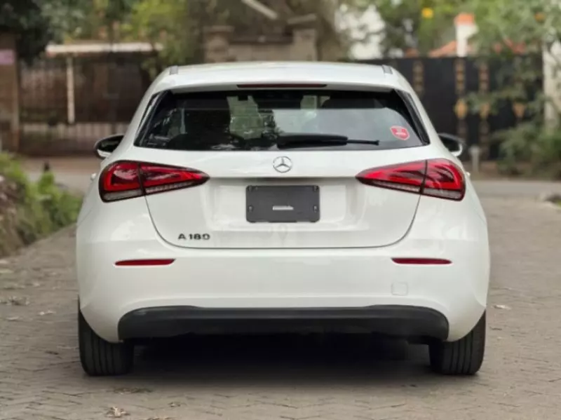 Mercedes-Benz A180   - 2019