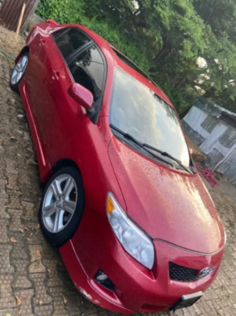 TOYOTA corolla   - 2009