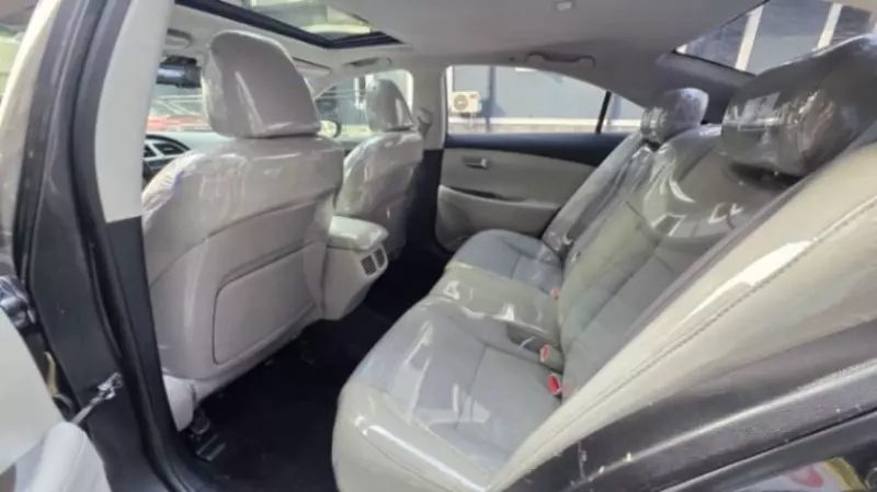 Lexus ES 350   - 2010