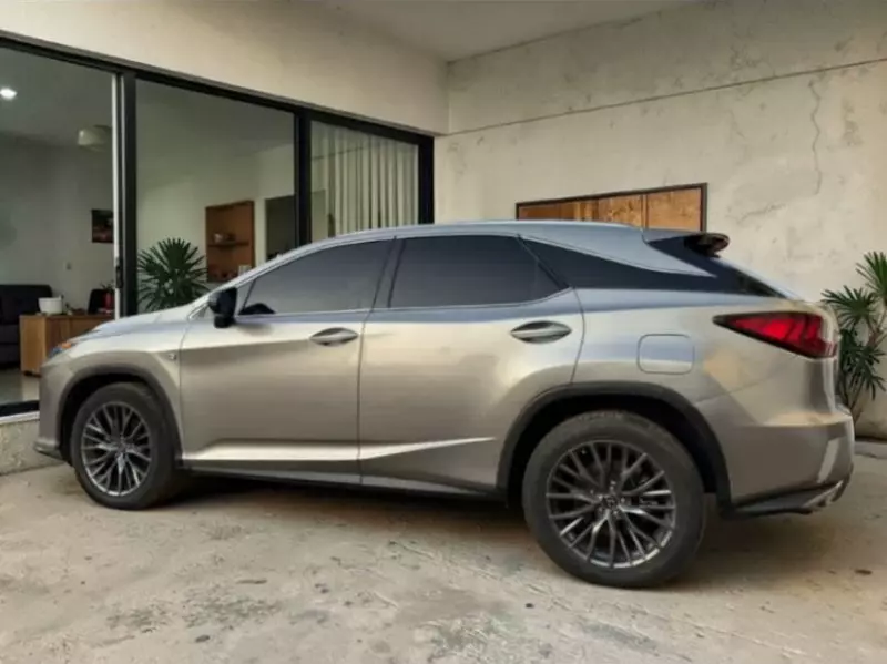 Lexus RX   - 2017