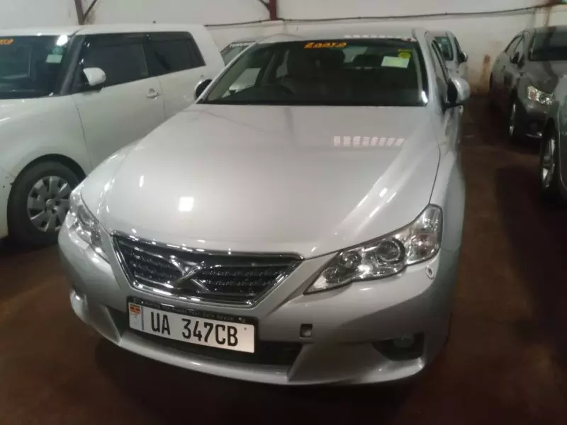 Toyota Mark X   - 2011