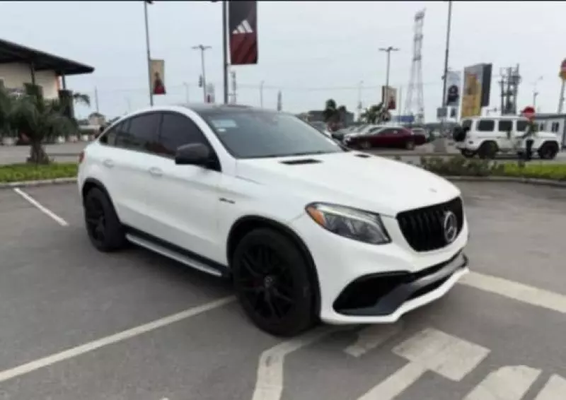Mercedes-Benz GLE 63 AMG   - 2016