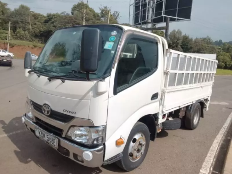 TOYOTA Dyna   - 2016