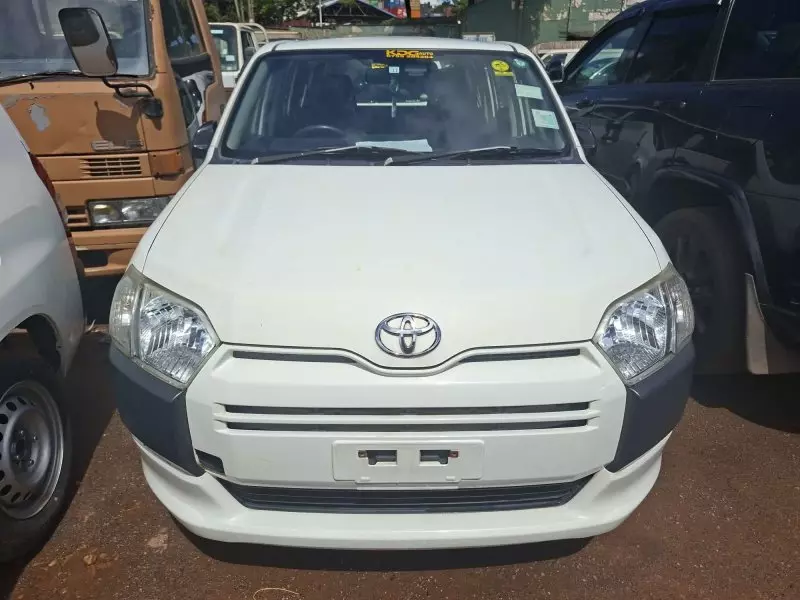 Toyota Probox    - 2017