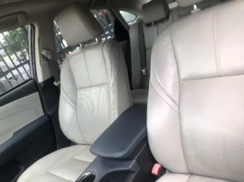 TOYOTA Avalon - 2013
