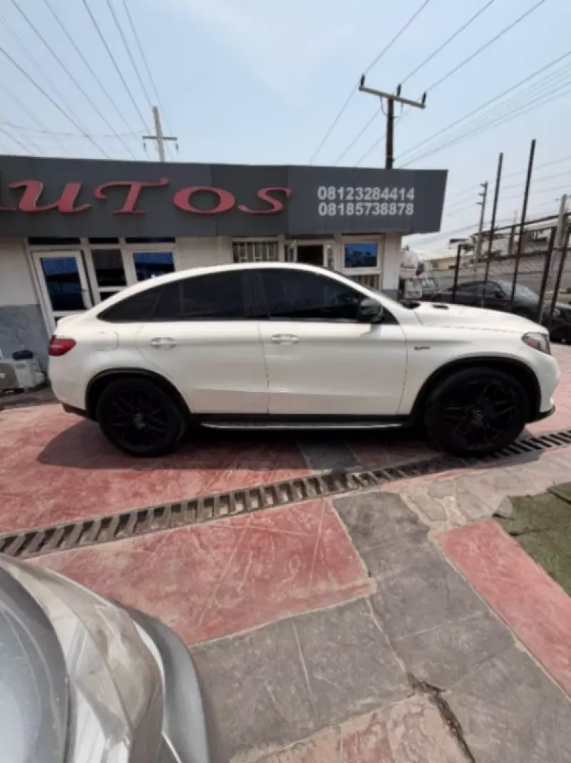 Mercedes-Benz GLE 43 AMG - 2017