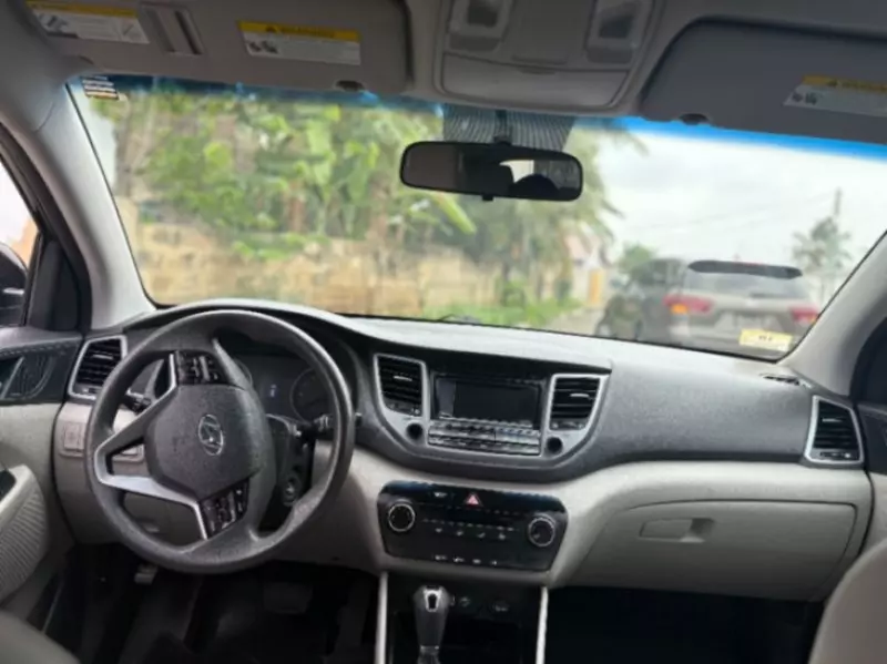 Hyundai Tucson   - 2016
