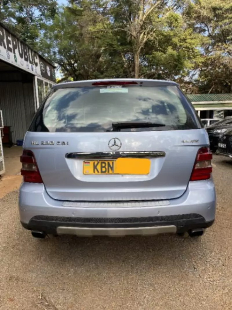 Mercedes-Benz E 320   - 2009
