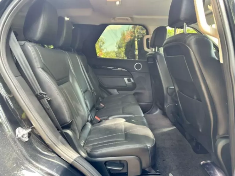 Land Rover Discovery   - 2017