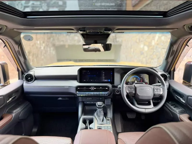 TOYOTA Landcruiser Prado   - 2024