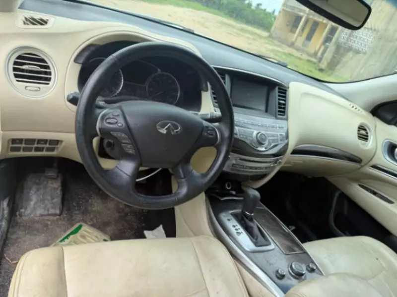 Infiniti QX60   - 2015
