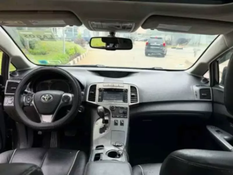 TOYOTA Venza   - 2013