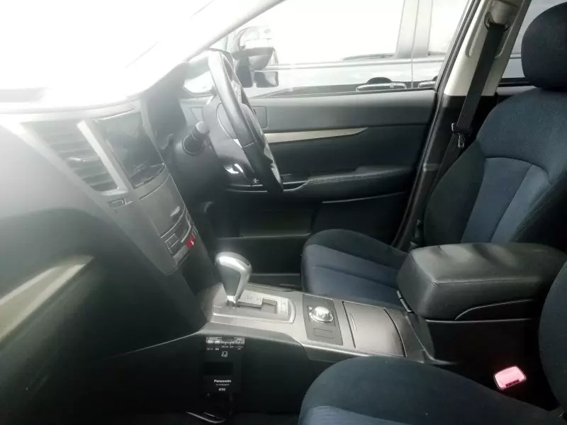 Subaru Outback - 2012