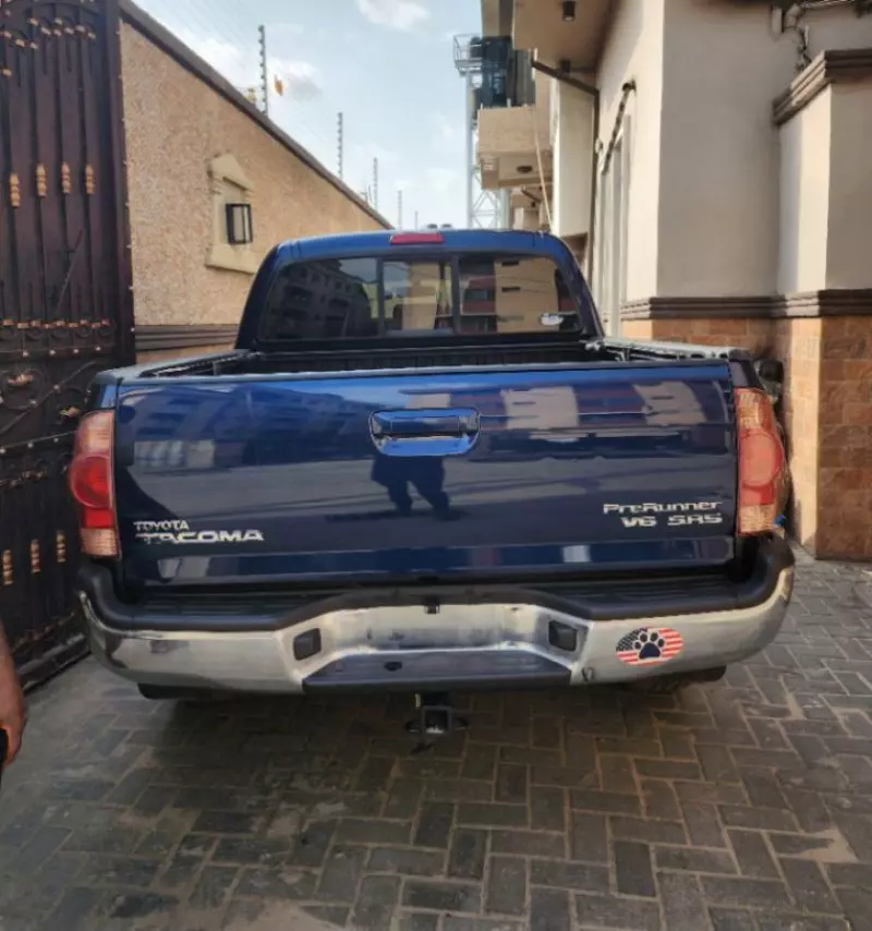 Toyota Tacoma   - 2008