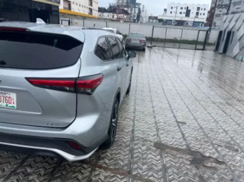 TOYOTA Highlander   - 2021