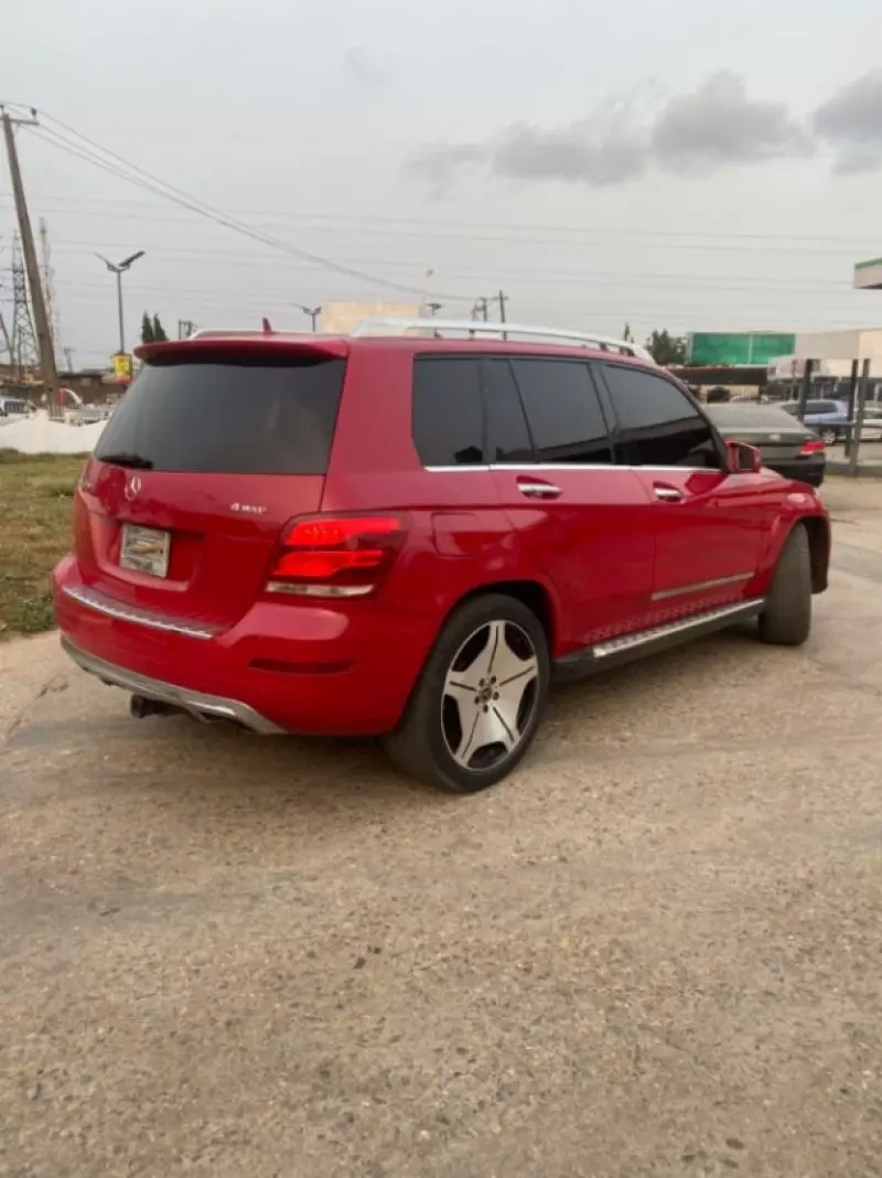 Mercedes-Benz GLK-Class   - 2010