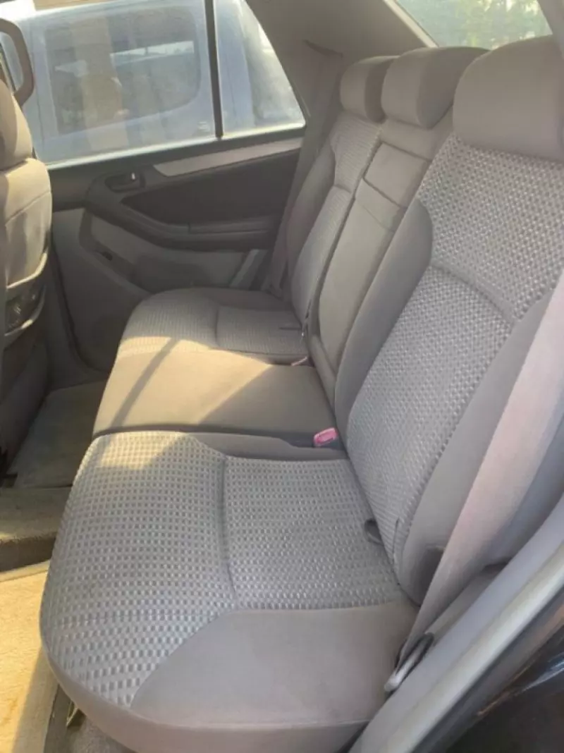 Toyota 4Runner   - 2004