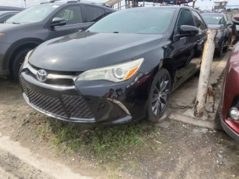 TOYOTA Camry   - 2017