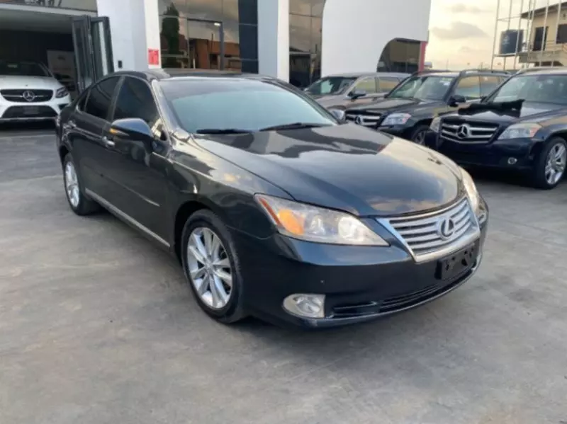 Lexus ES   - 2011