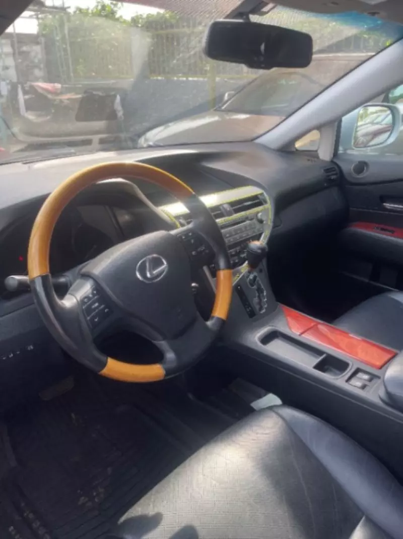 Lexus RX 350   - 2010