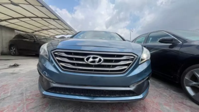 Hyundai Sonata   - 2015