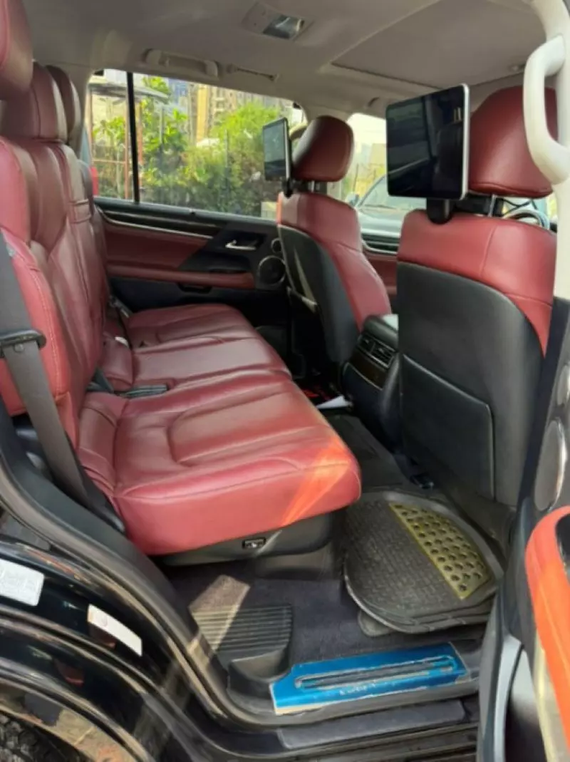 Lexus LX   - 2016