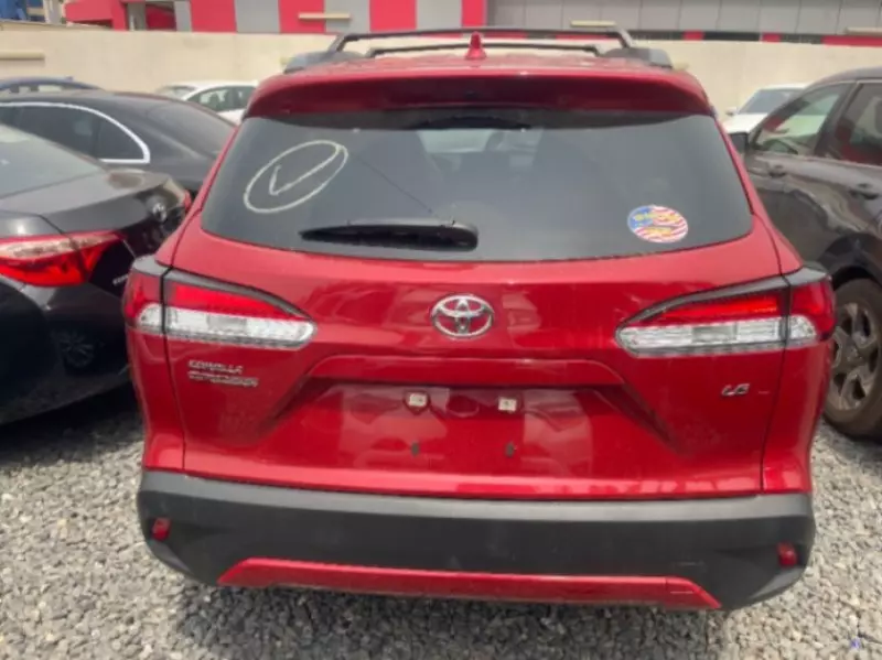 Toyota Corolla Cross   - 2024
