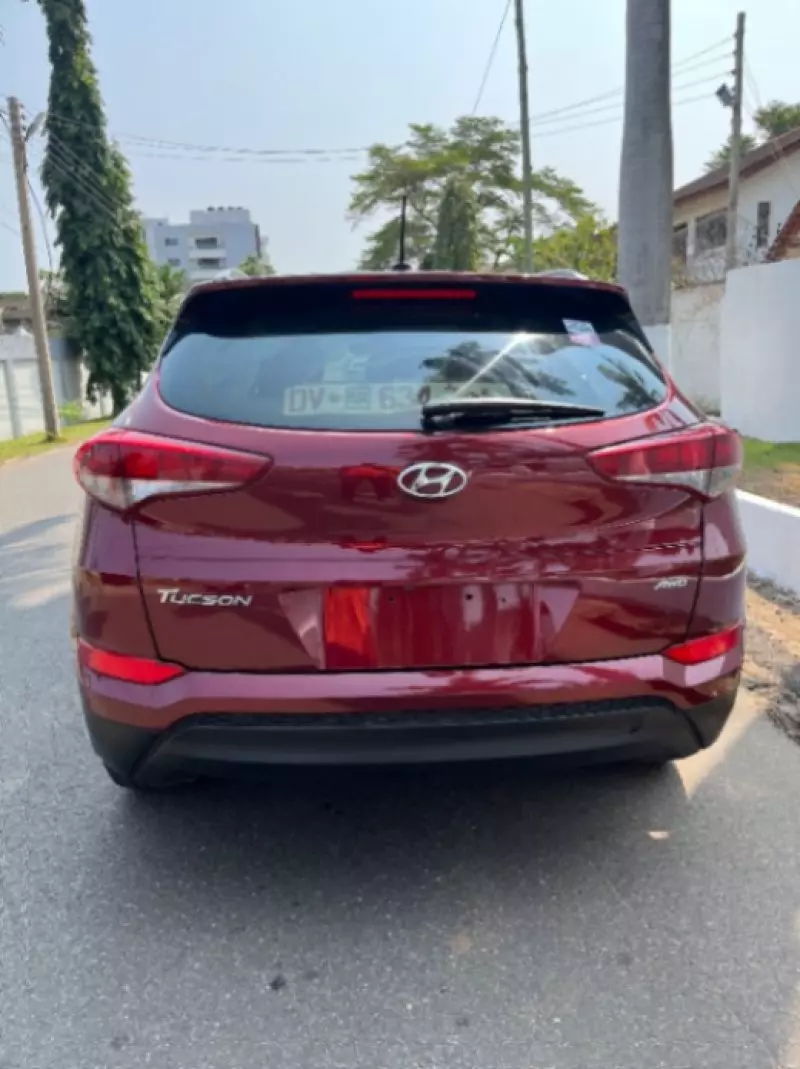 Hyundai Tucson   - 2017