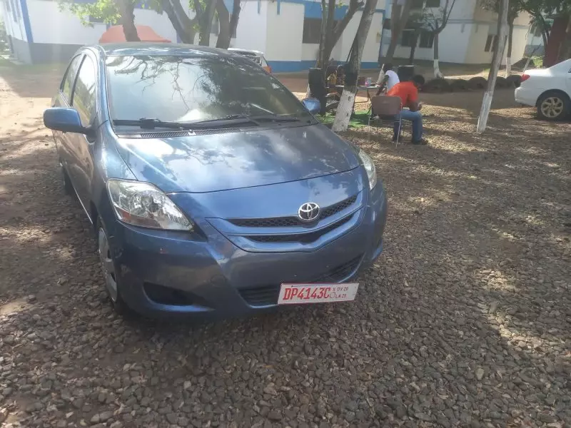Toyota Yaris   - 2012
